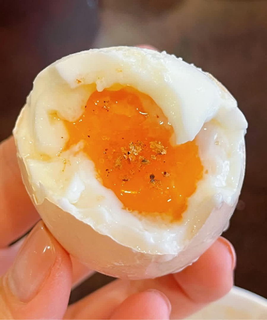 17 Amazing Health and Beauty Benefits of Eating Soft-Boiled Eggs