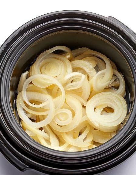 Put Raw Sliced Onions in a Slow Cooker with These 2 Ingredients. Dinner Doesn’t Get Easier