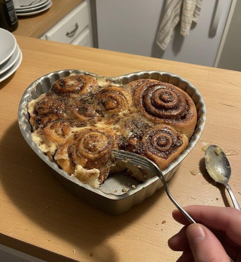 Homemade Cinnamon Rolls with Cream Cheese